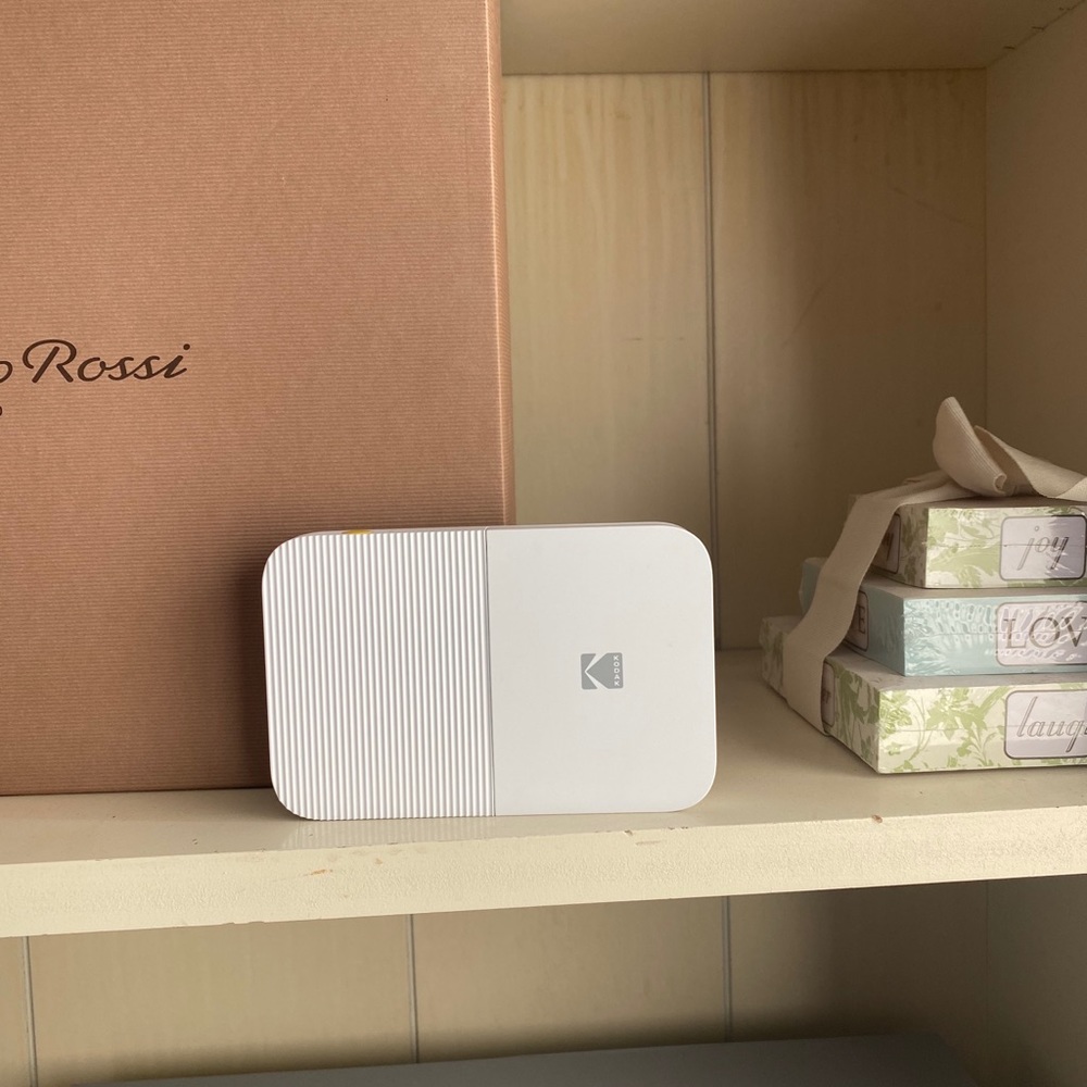 Kodak smile instant print camera